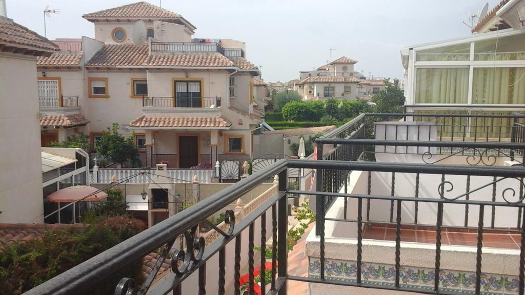 Holiday Home Torre De Pisa ตอร์เรเวียคา ภายนอก รูปภาพ