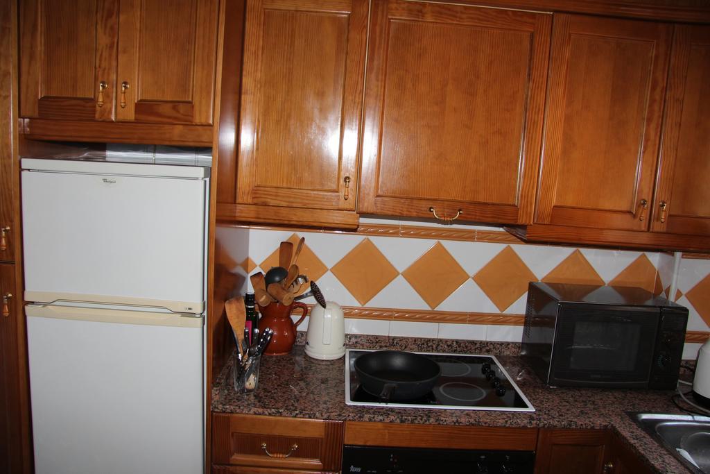 Holiday Home Torre De Pisa ตอร์เรเวียคา ห้อง รูปภาพ